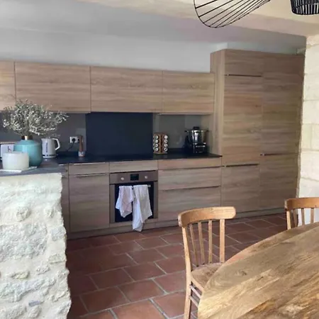 Homestay Petit Nid Douillet A 10 Min D'avignon Pujaut