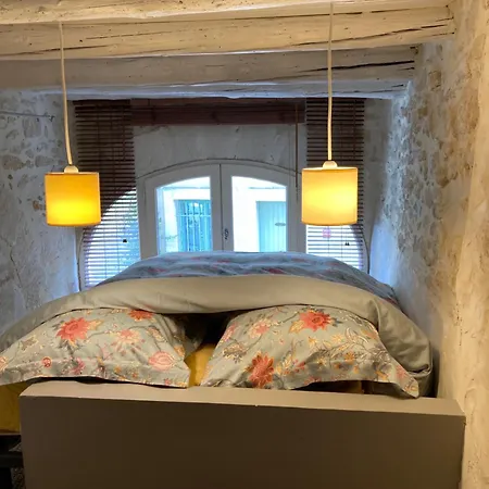 Homestay Petit Nid Douillet A 10 Min D'avignon Pujaut